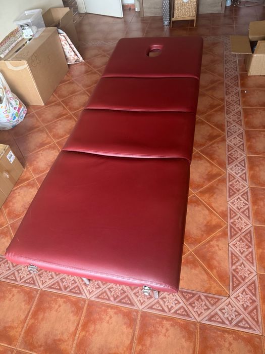 Преносима кушетка регулируема