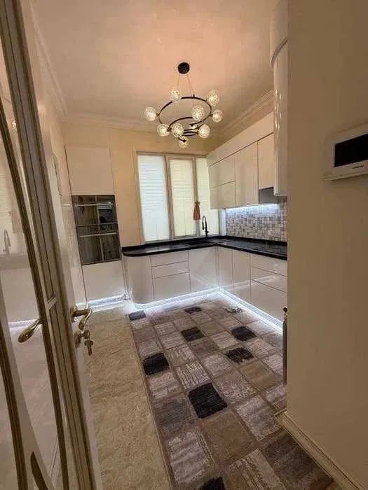 Сдаётся квартира ЖК Голден Хаус Себзар 3-ком