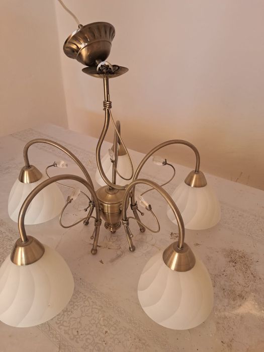 Люстра , светильник