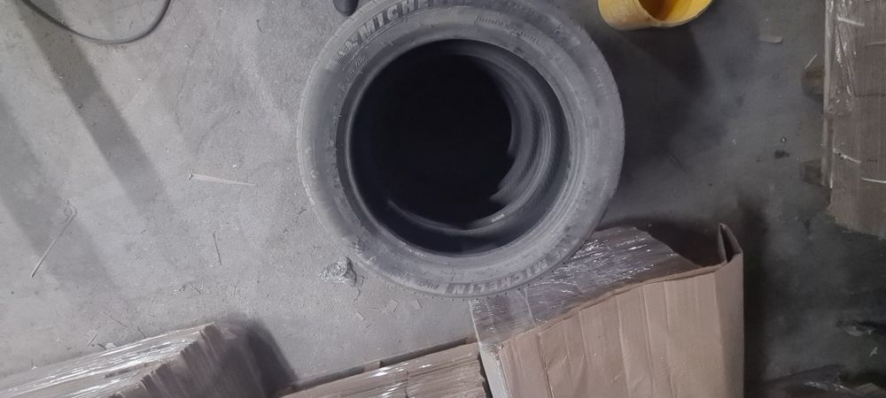 Шины Michelin.   .