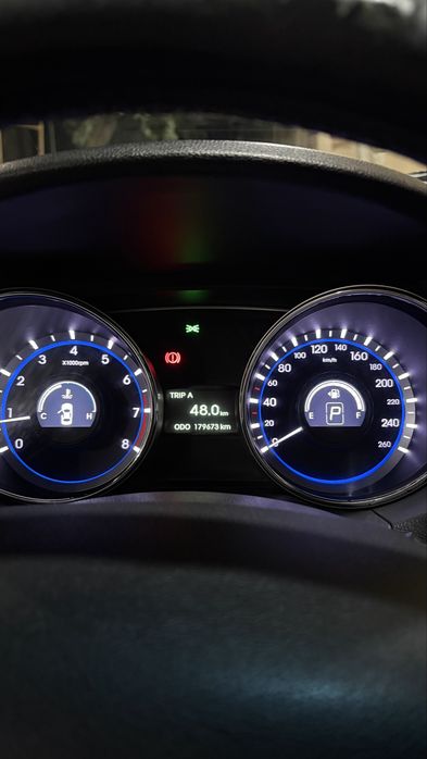 Hyundai Sonata 2,4
