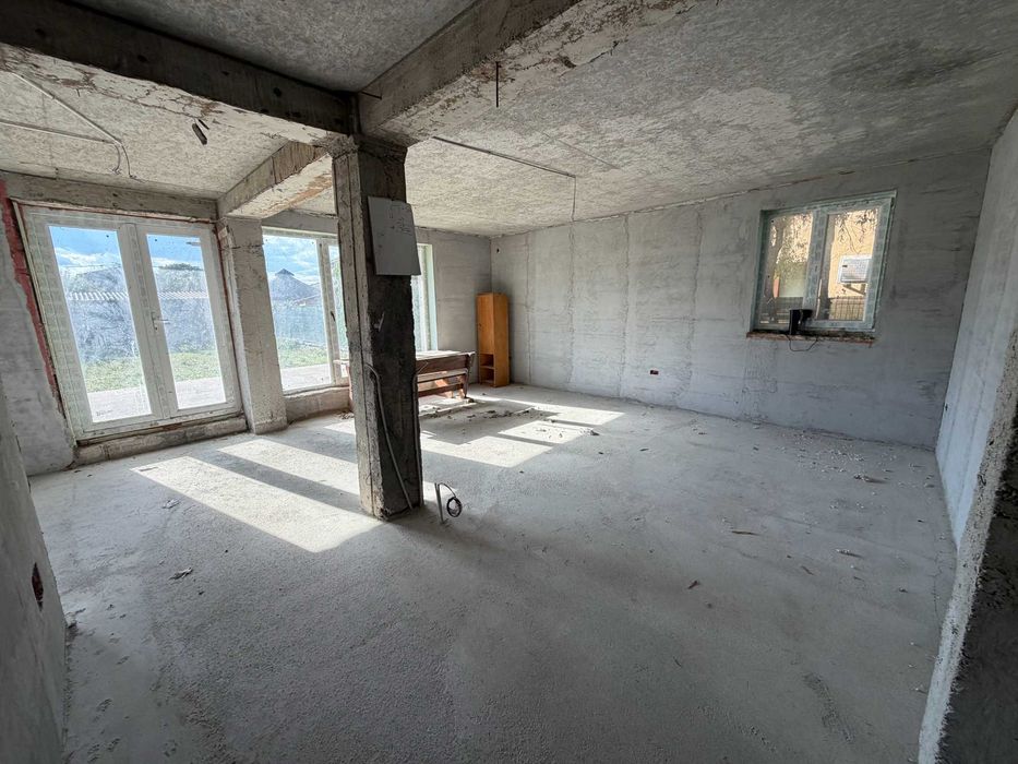 Casa de vanzare in Branesti, zona Pasarea - 430mp construiti