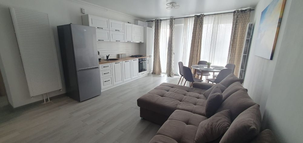 Inchiriez apartament  2 camere Mamaia Nord