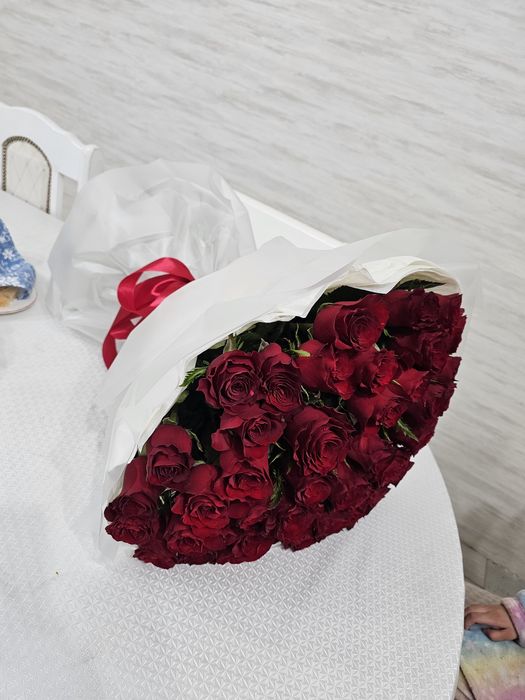 Продам цветы 51 роз.