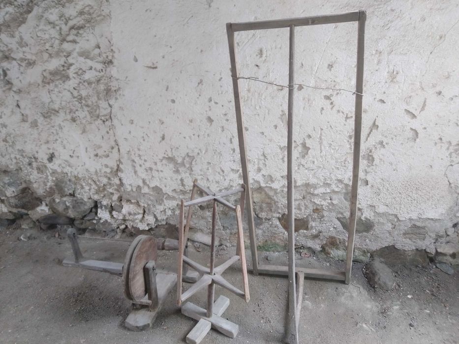 Război de teșut și alte lucruri