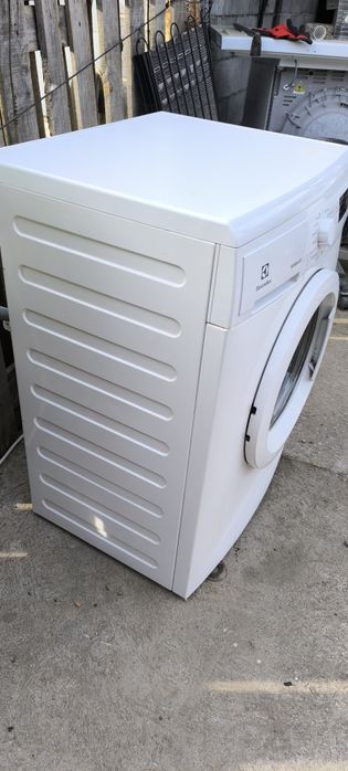 Mașină de spălat Electrolux 6kg