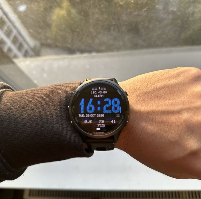 Продам часы Garmin 970 черные