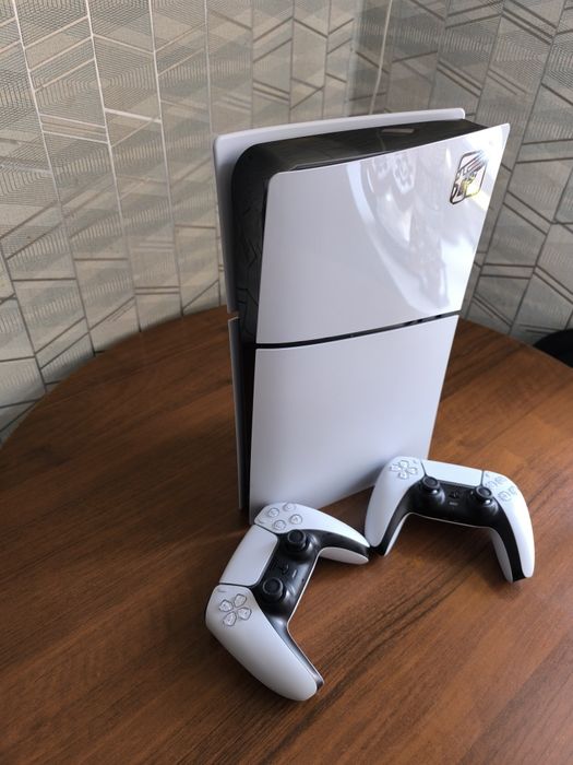 Продам Playstation 5 slim