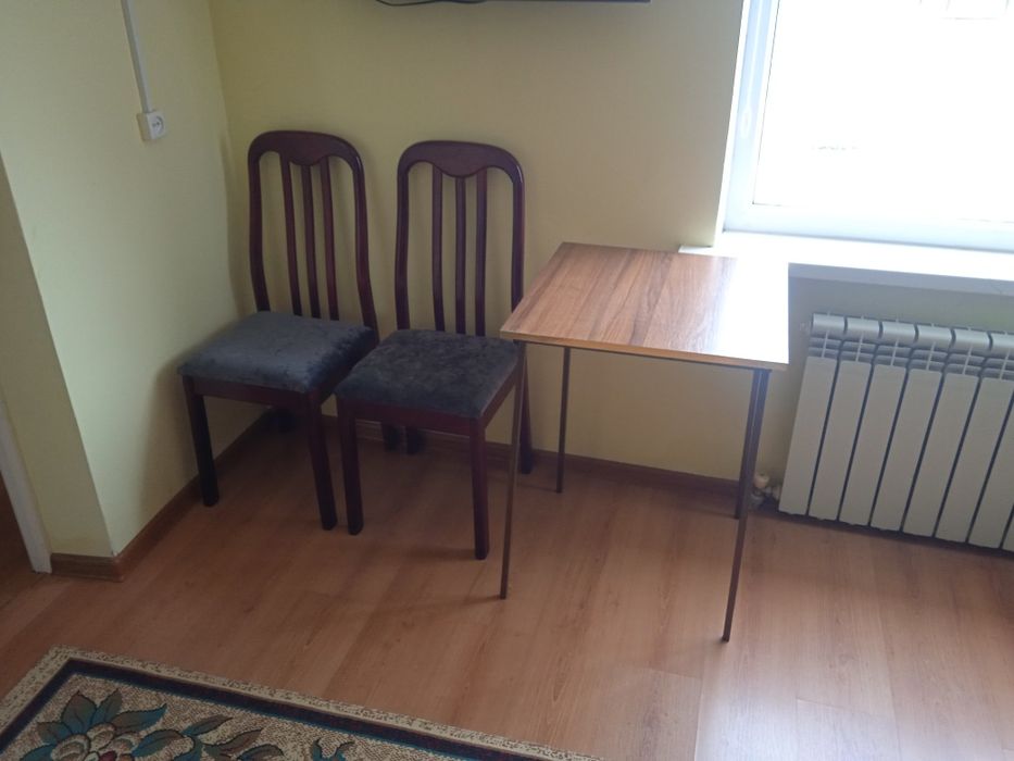 Сатылады продаеться стол стуля