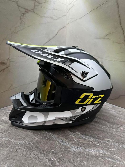 Мотокрос каски