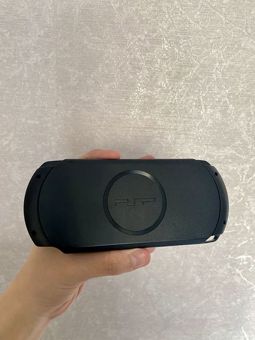 Приставка Sony PSP E1008