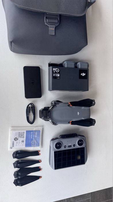 DJI AIR 3S combo RC2