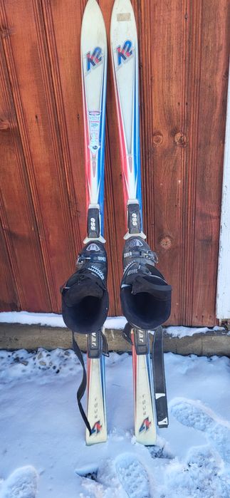 Ski-uri si clapari Atomic