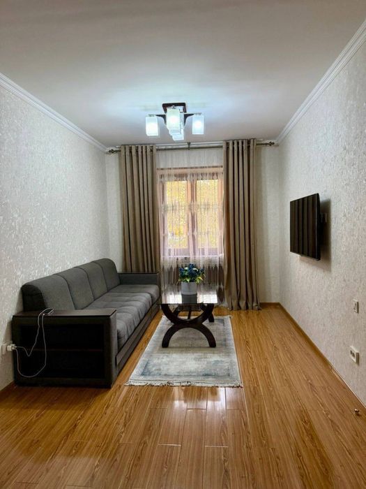 Госпитальный 5/3/9 с евроремонтом и обстановкой. По улице Чехова