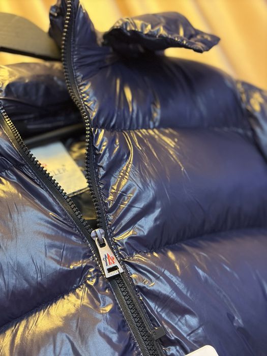 Geaca M.O.N.C.L.E.R bleumarin XL