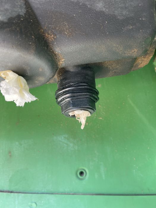 ‼️ SUDURA PLASTIC ,Reparatii-Rezervoare Tractoare si Combine‼️