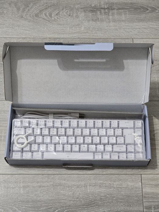 Tastatură Gaming TMKB T68 Mecanică RGB 60% Wireless – QWERTZ German