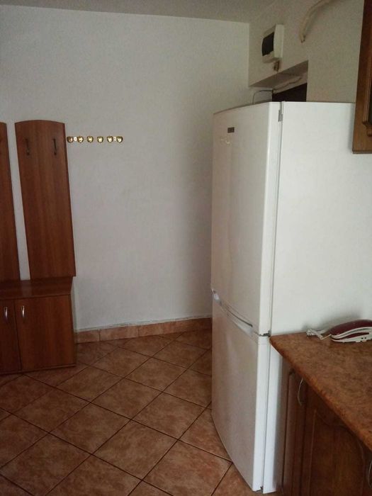 Ofer spre închiriere apartamnet 2 camere Rm.Sarat