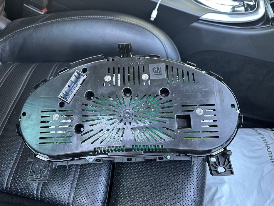 Арматурно табло Opel Insignia OPC