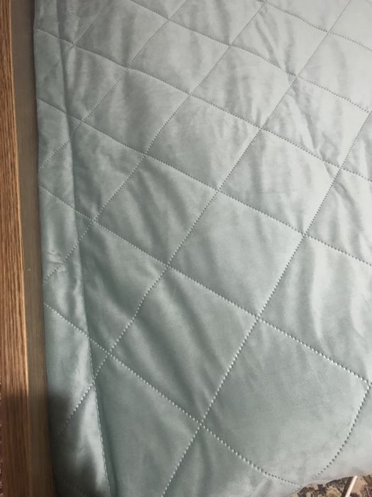 Покрывало на кровать (новое)