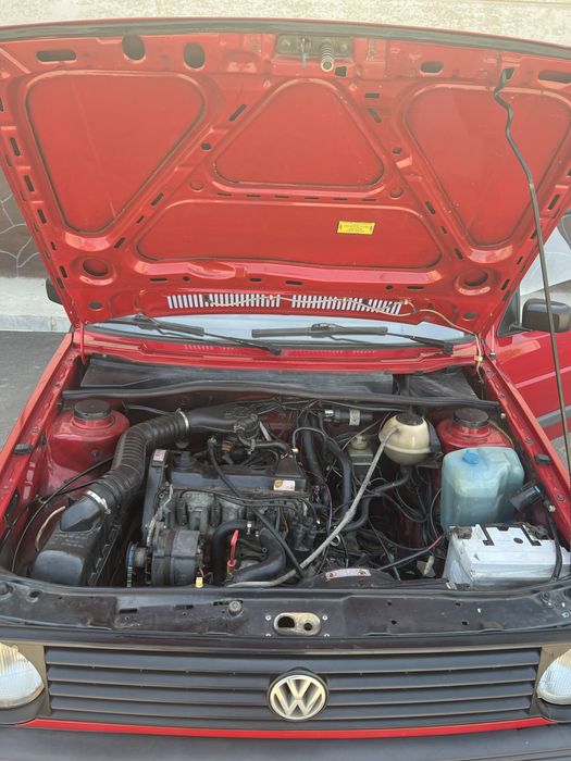 Volkswagen Golf 2 моно впрыск 1.8 АКПП