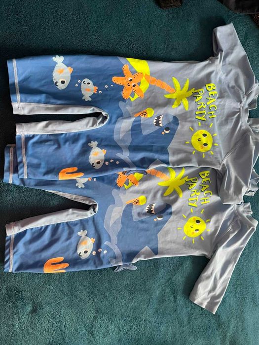 Costum baie (plaja sau bazin) pentru copii de 1-3 ani (spiderman, rechini, dinozauri)