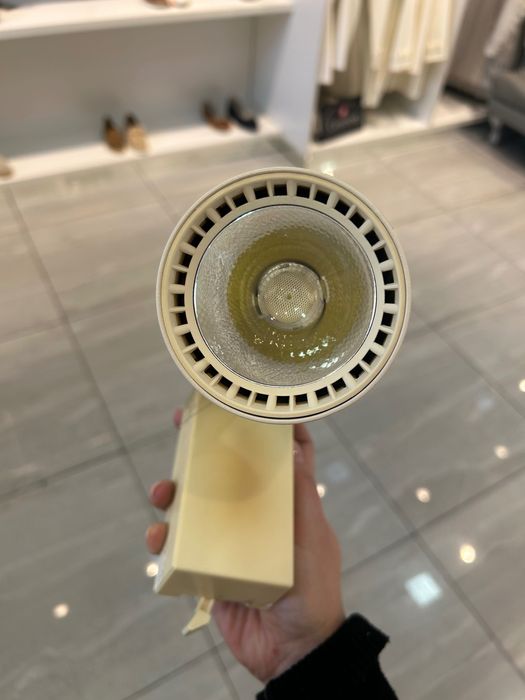 Трековые светильники Teksan б/у