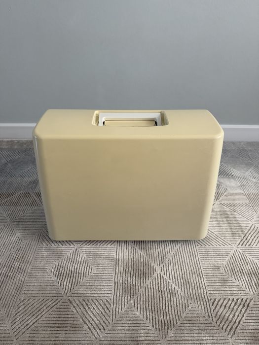 Швейная машинка Janome F23