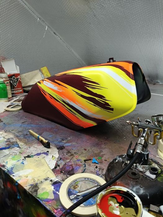 Tinichigerie,Vopsitorie airbrush