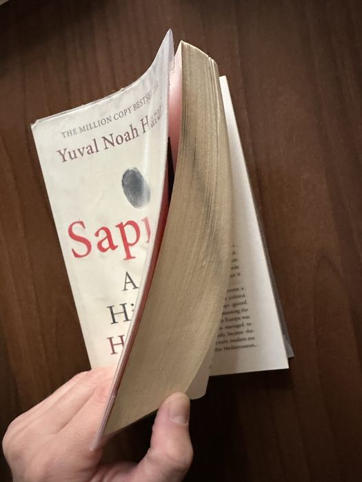 Original Ingliz tilidagi kitoblar sotiladi.