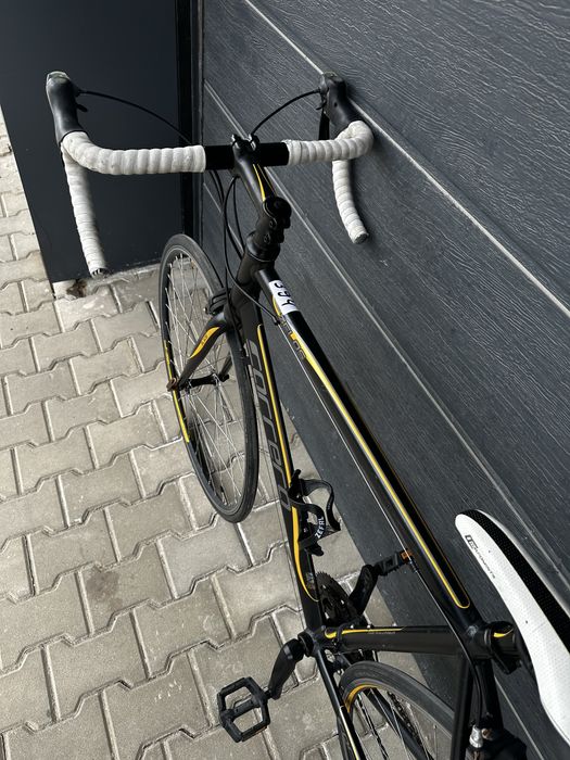 Шосеен велосипед Carrera 54см 28” 2х7