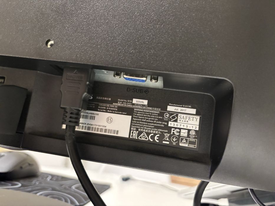 Монитор Philips 22 инча