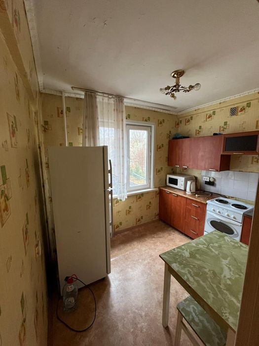 Сдается  кв 1.5  по району  КШТ