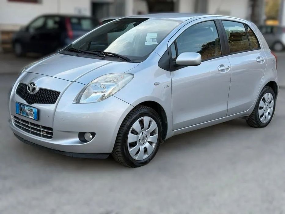 Dezmembrari / Dezmembrez TOYOTA YARIS / YARIS HIBRID
