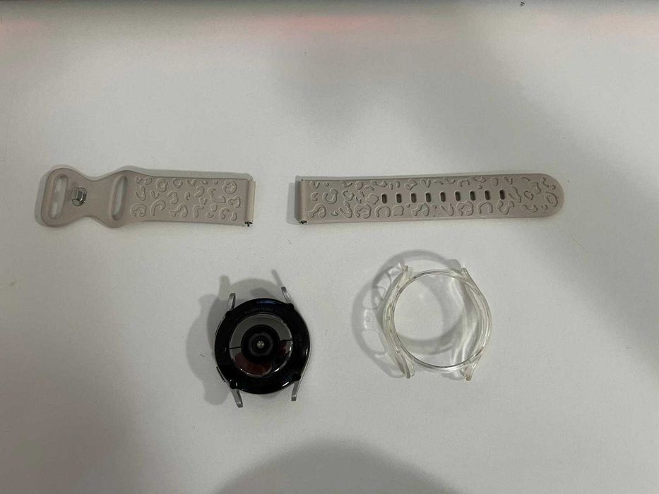 Vand ceas smartwatch Samsung Watch 5 40MM argintiu silver