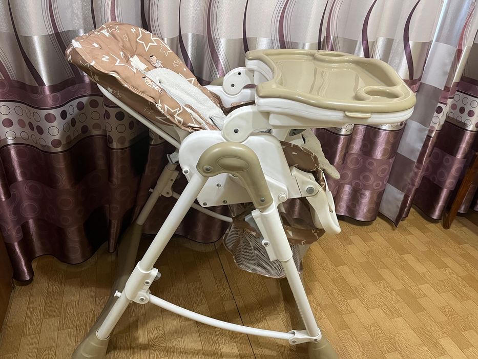 Детский стул для кормления