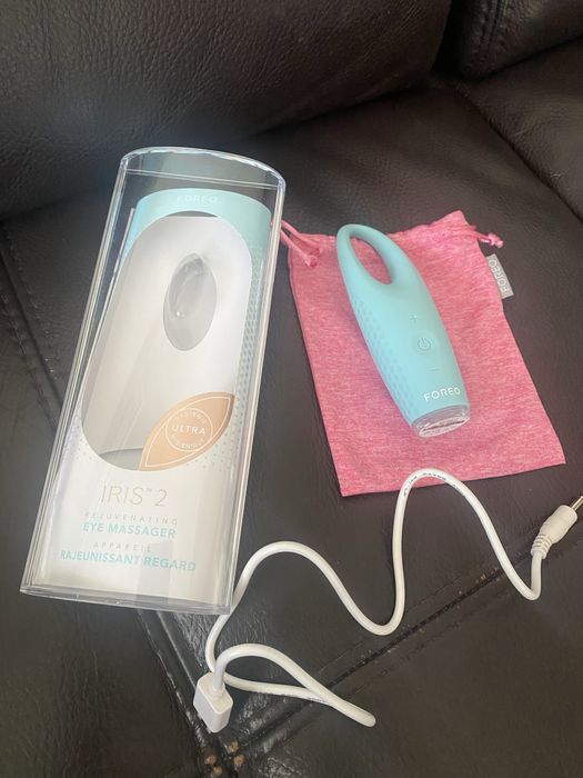Foreo Iris 2 уред за масаж на околоочната зона
