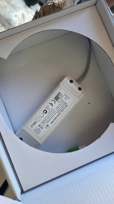 Lustre/plafoniere led NOI SIGILATE 20 buc Italia 24w 3000k 19 cm diametru la jumatate din pretul de nou