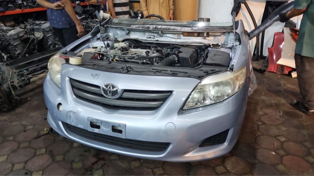 Привозные запчасти на Toyota Corolla