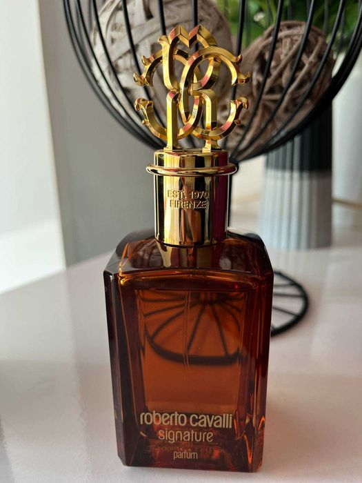 Roberto Cavalli Signature