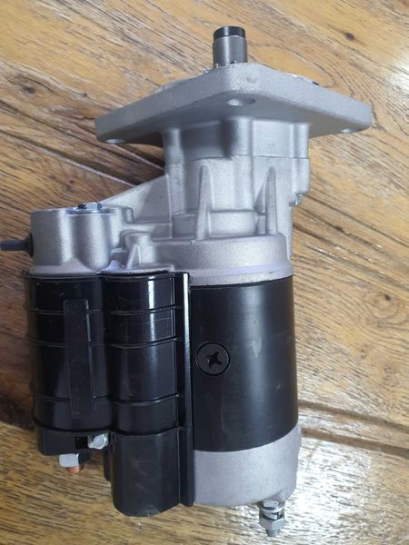 Electromotor pentru u445 sau aro cu reductor de putere, nou WYXP