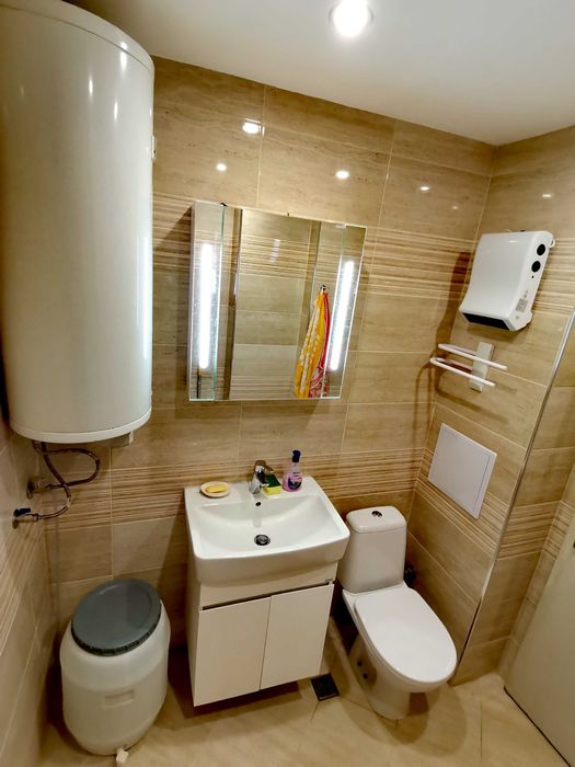 Дава се под наем Двустаен апартамент в Бургас, Изгрев - 55 кв.м за 150 € - Снимка #7