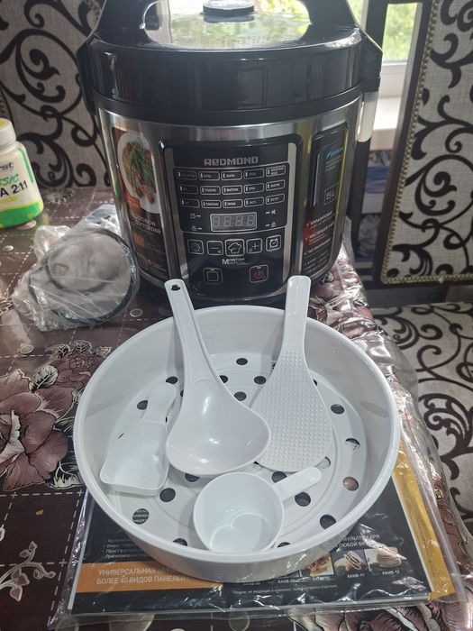 Продам мультиварку