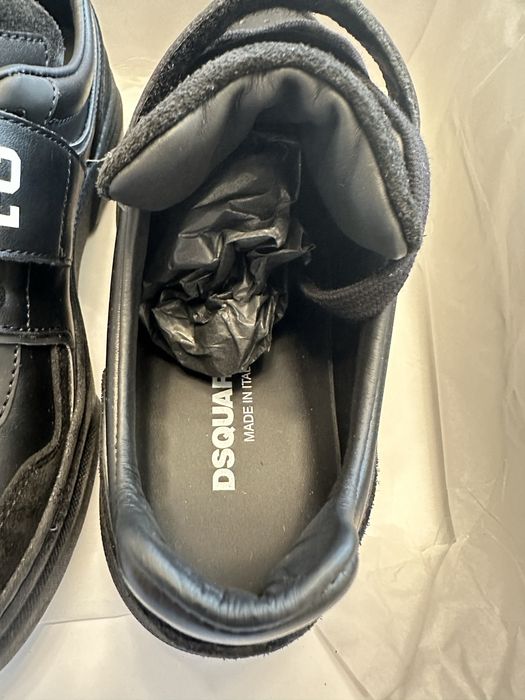 DSQUARED2 обувки 35