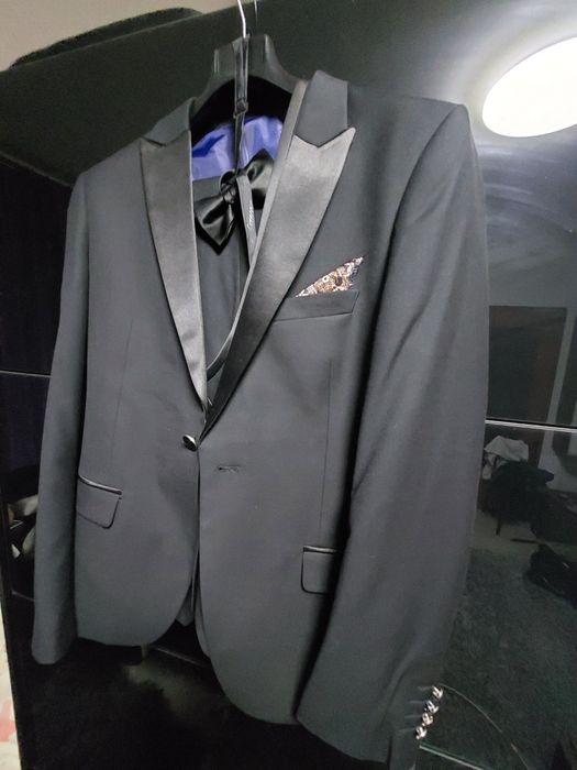 Vind costum ceremonie mire