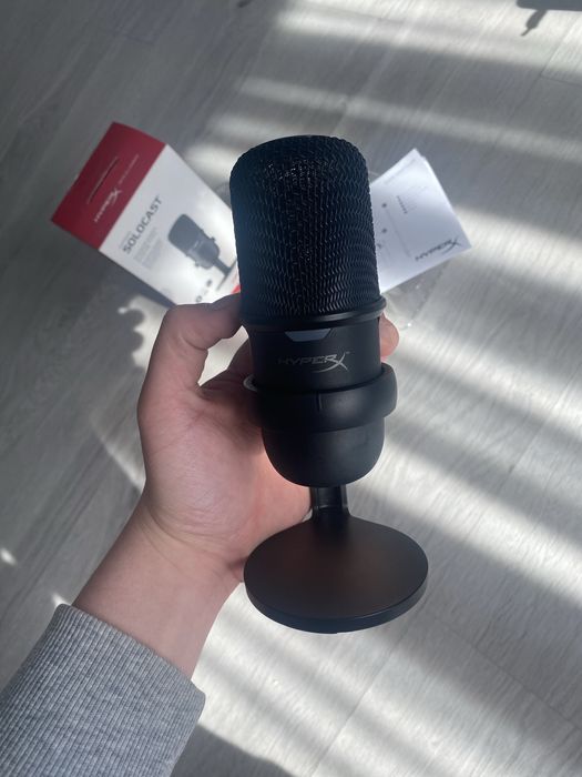 Microfon Hyperx nou