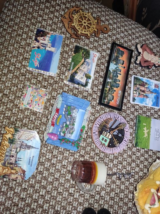 Магниты на холодильник в хорошем состоянии