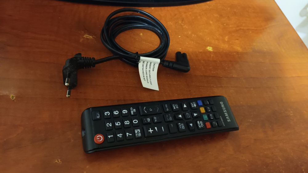 (DEFECT) Televizor LCD Samsung  80 cm (32 inchi)