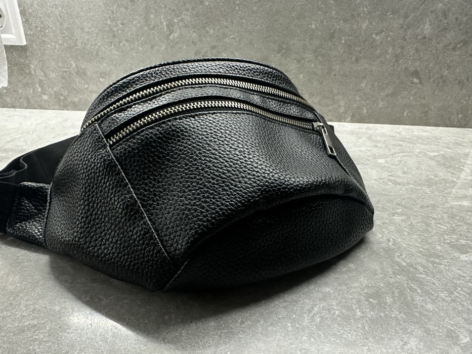 Borseta neagra imitatie piele