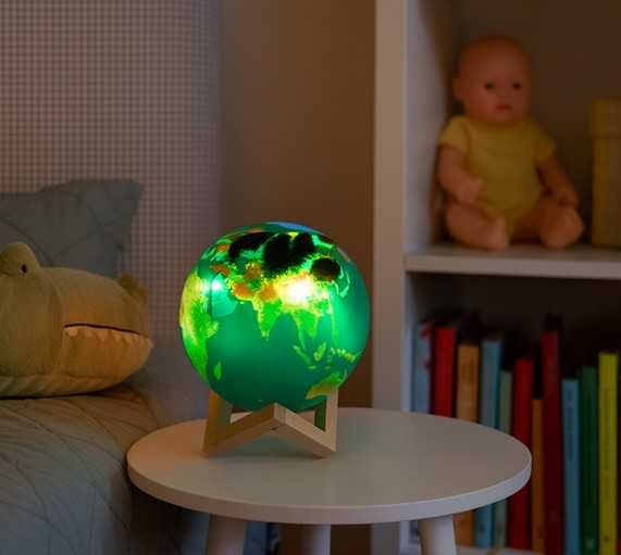3D многоцветна Нощна лампа - светещ LED глобус с дистанционно
